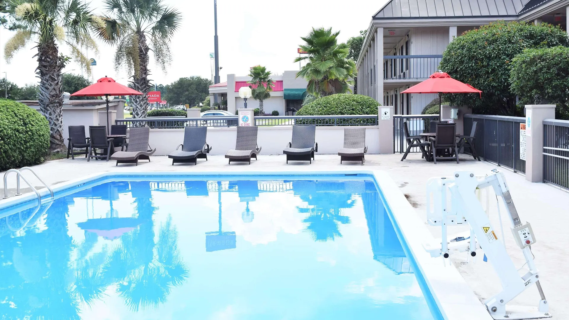 Ramada By Wyndham Savannah Gateway Georgetown 3*,